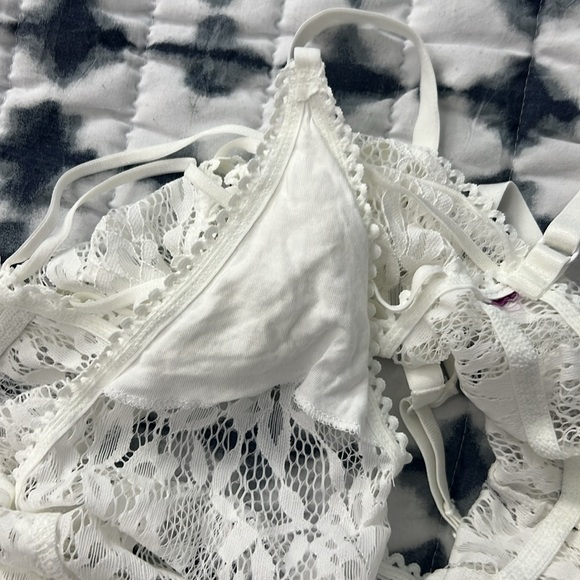 Adore Me- Clarisse Unlined Lingerie Bodysuit - Picture 6 of 7